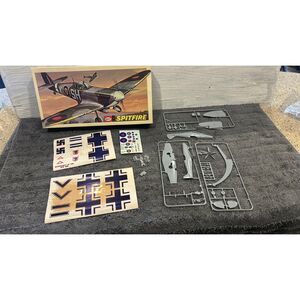 UPC ROYAL AIR FORCE SPITFIRE 1:72 Scale  AS IS # 5052-100